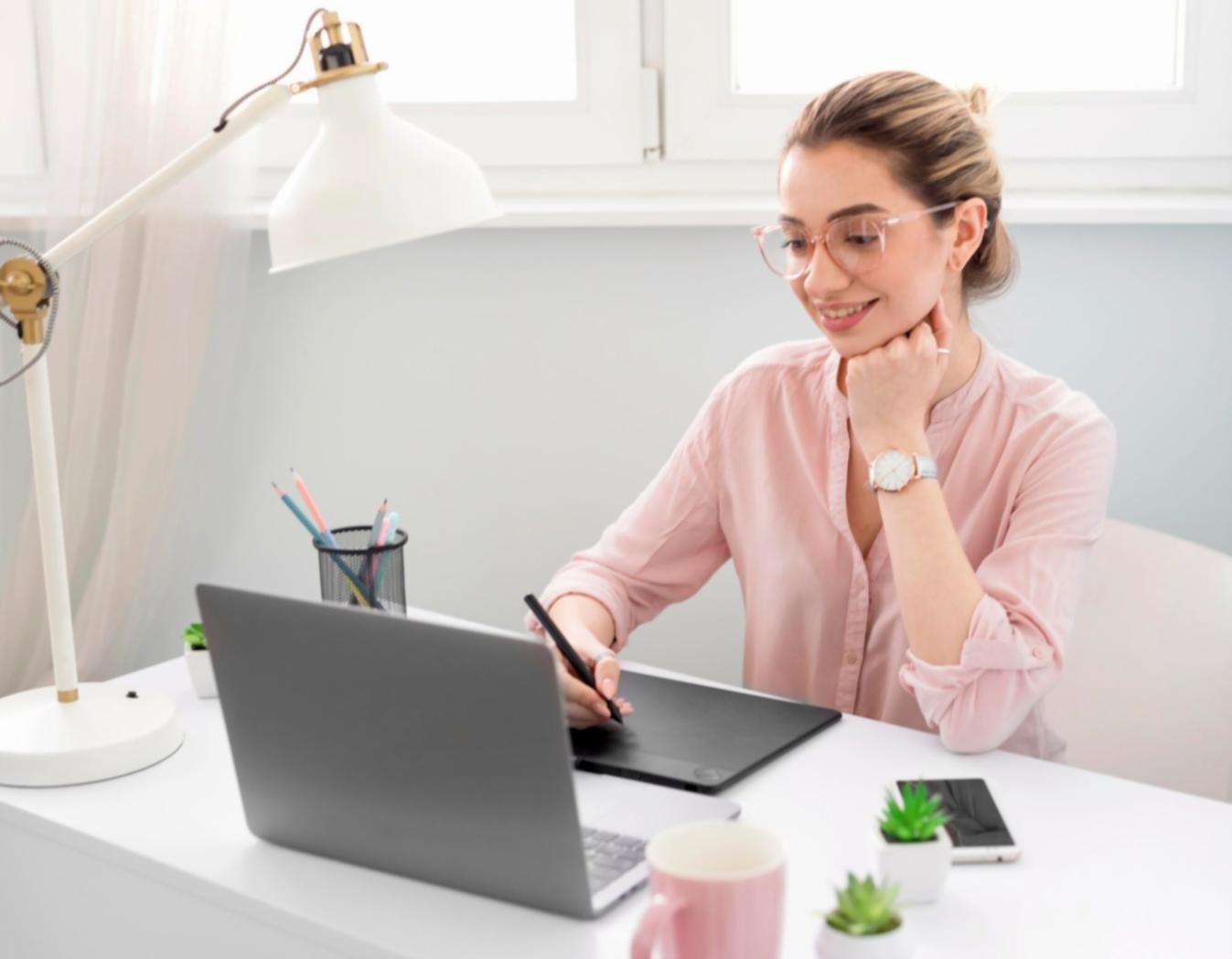 Ambiente de aprendizaje colaborativo para educación financiera práctica